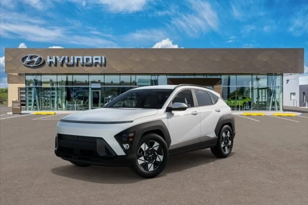 2025 Hyundai Kona SEL photo 1