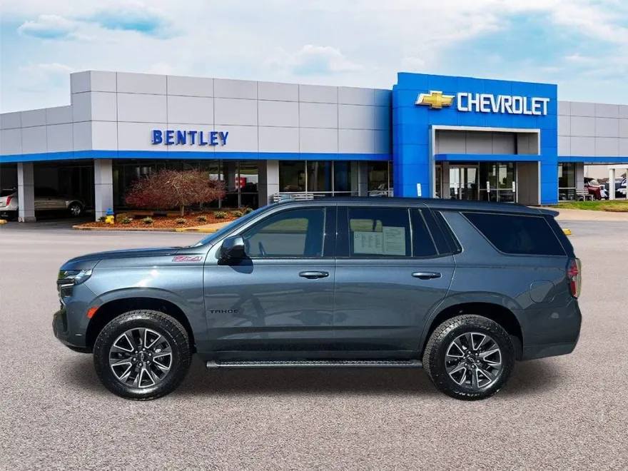 2021 Chevrolet Tahoe Z71 photo 1