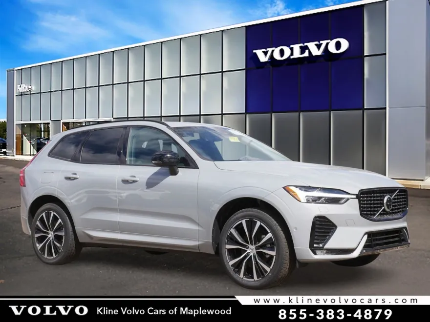 2025 Volvo XC60 B5 Plus photo 1