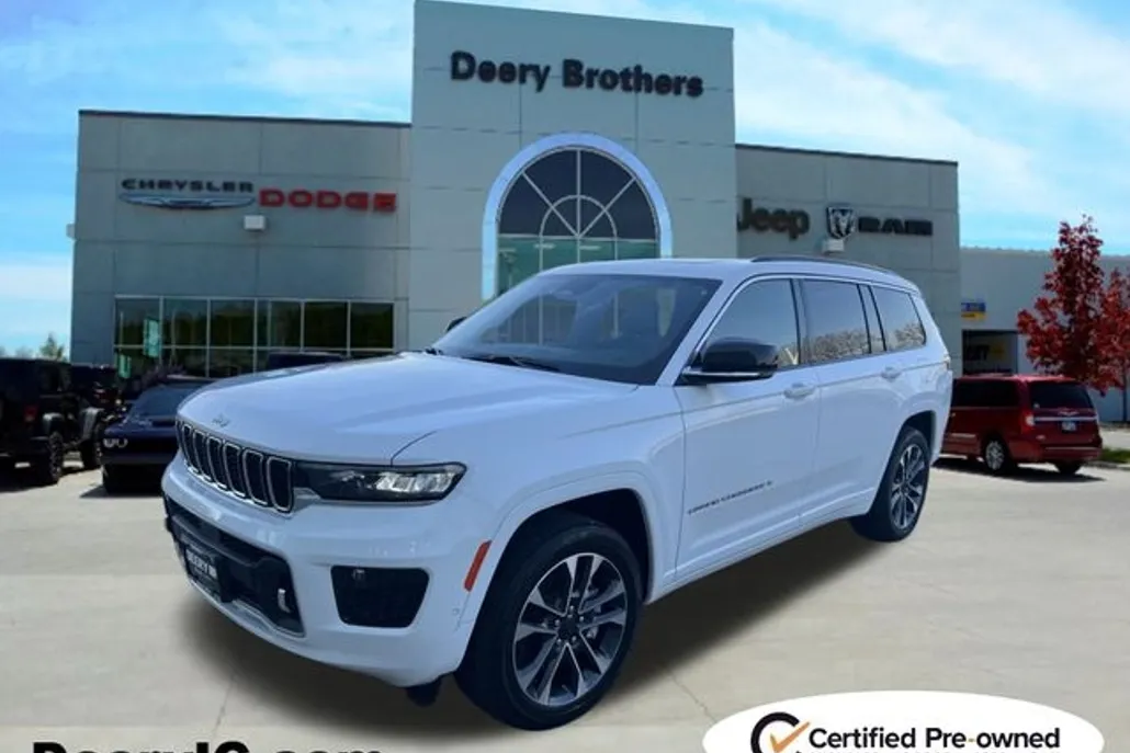 2025 Jeep Grand Cherokee Overland photo 1