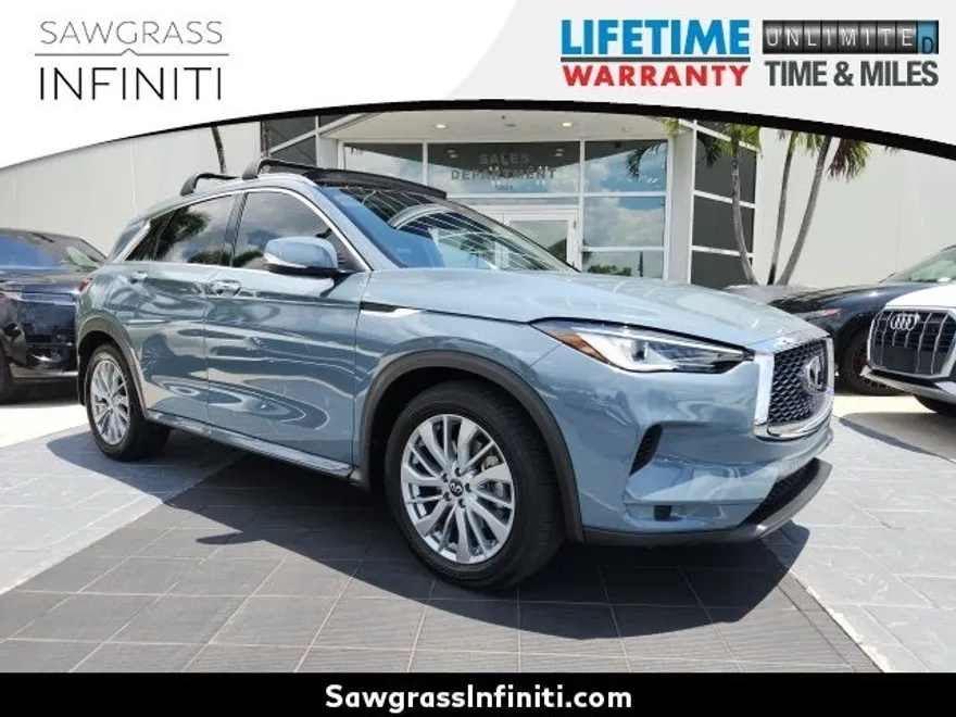 2025 Infiniti QX50 Luxe photo 1