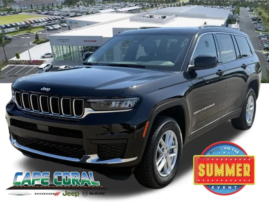 2025 Jeep Grand Cherokee Laredo photo 1