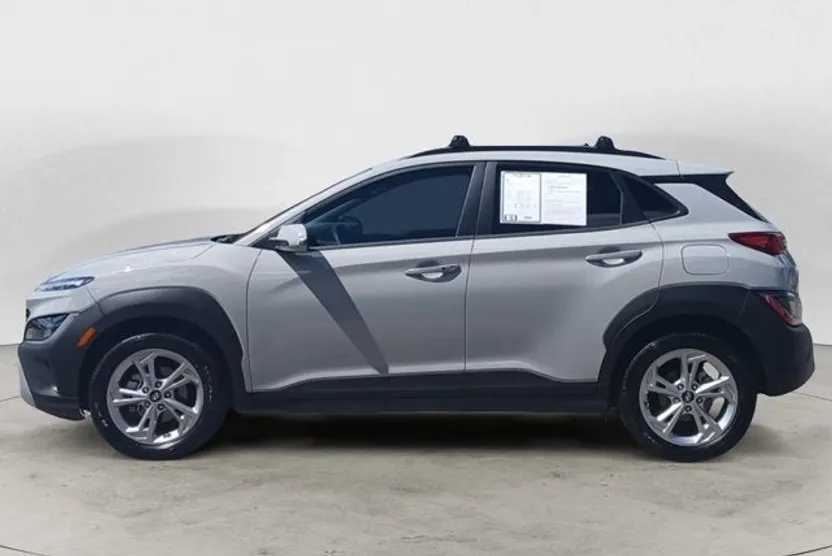 2023 Hyundai Kona SEL photo 1