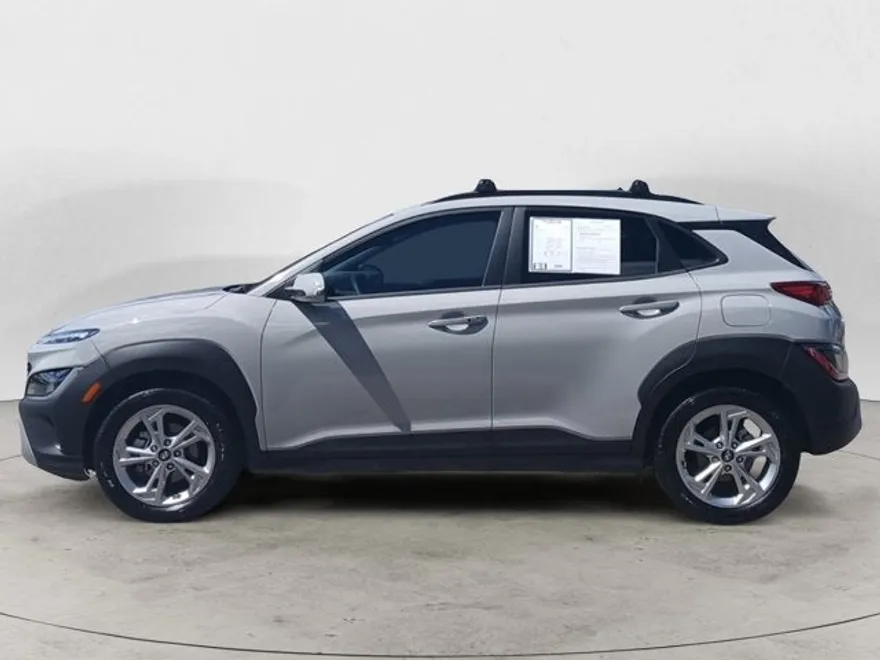 2023 Hyundai Kona SEL photo 1