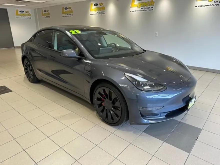 2023 Tesla Model 3 Performance photo 1