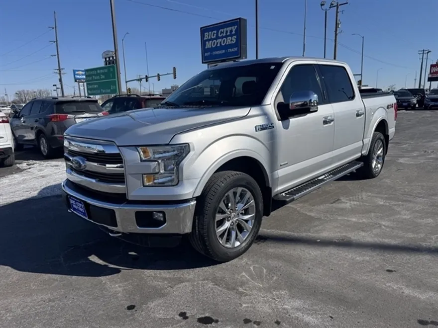 2016 Ford F-150 Lariat photo 1