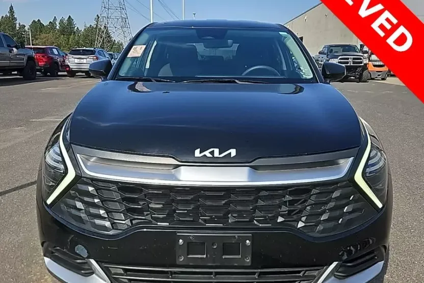 2024 Kia Sportage LX photo 1