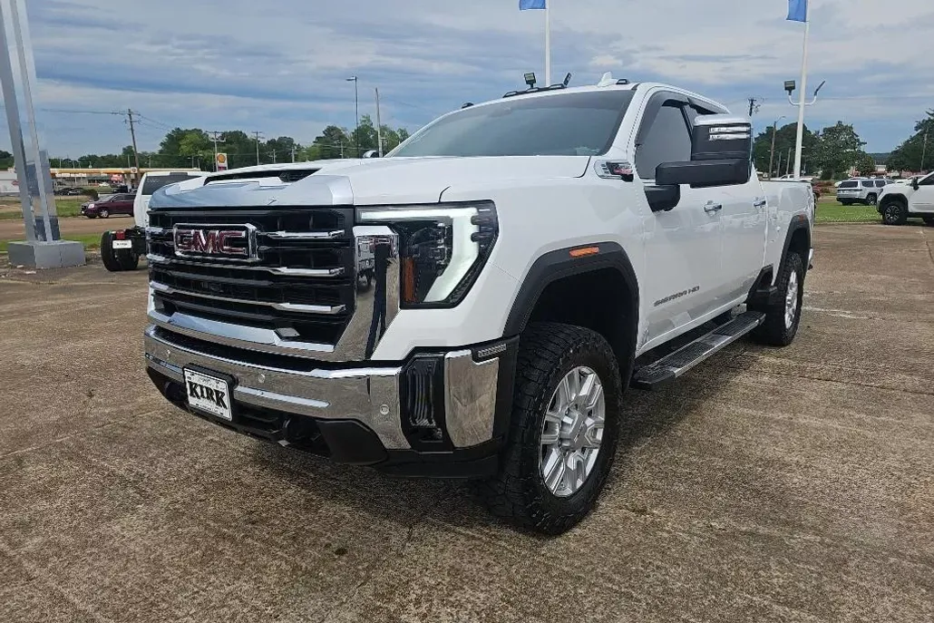 2024 Gmc Sierra 2500 SLT photo 1