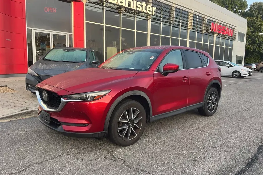 2017 Mazda CX-5 Grand Touring photo 1