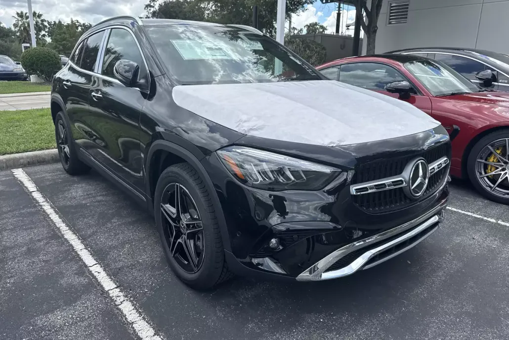 2026 Mercedes Benz GLA 250 photo 1