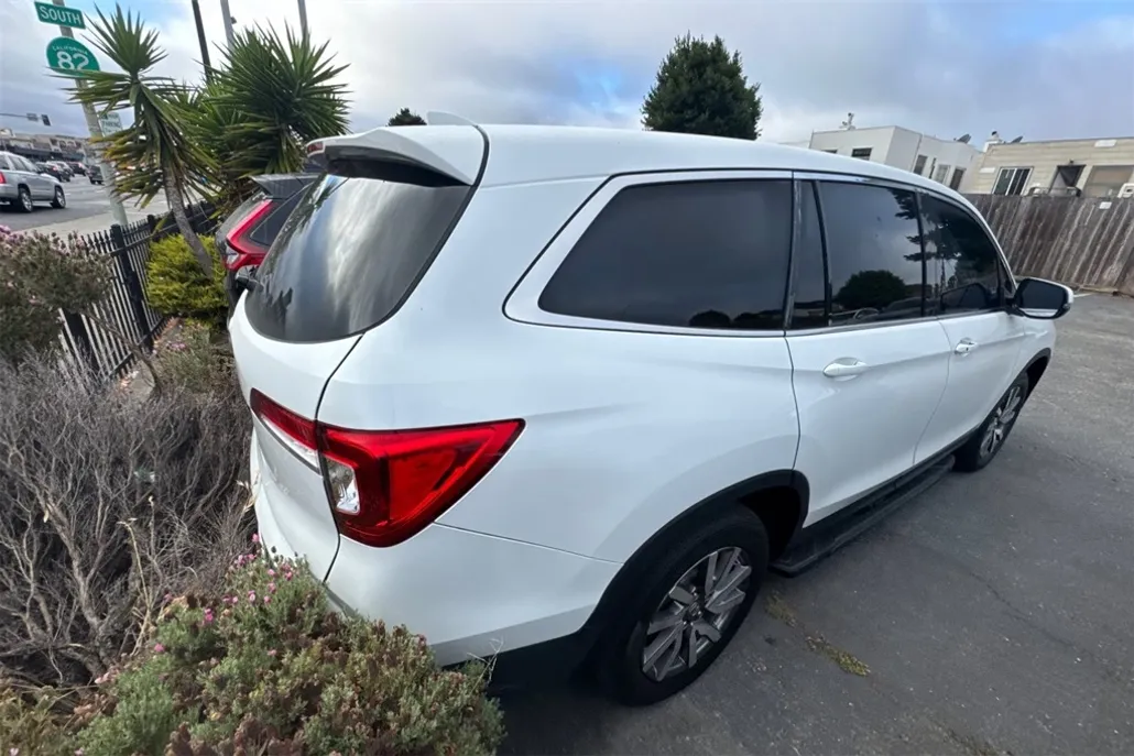 2022 Honda Pilot EX-L photo 1