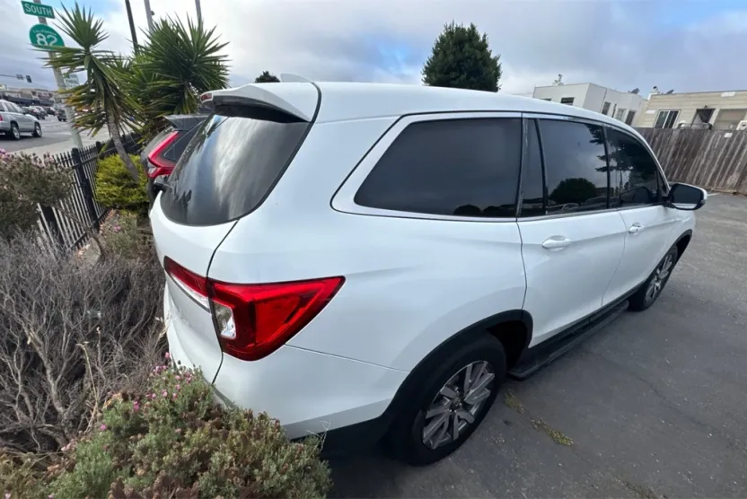 2022 Honda Pilot EX-L photo 1