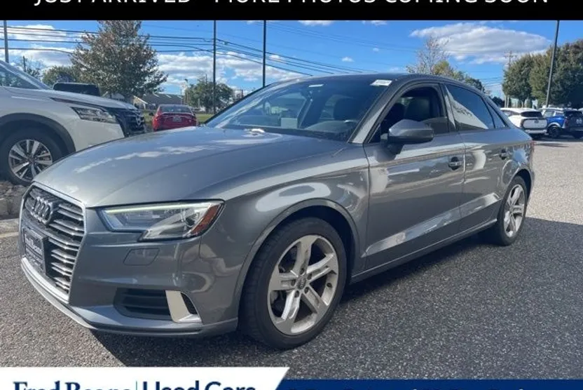 2018 Audi A3 2.0T Premium photo 1