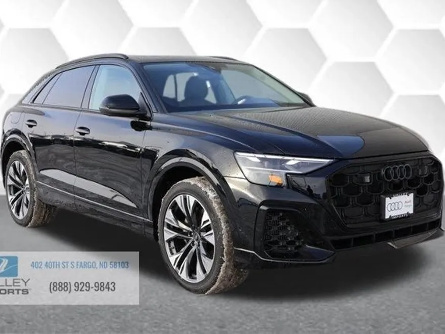 2025 Audi Q8 55 Premium Plus photo 1