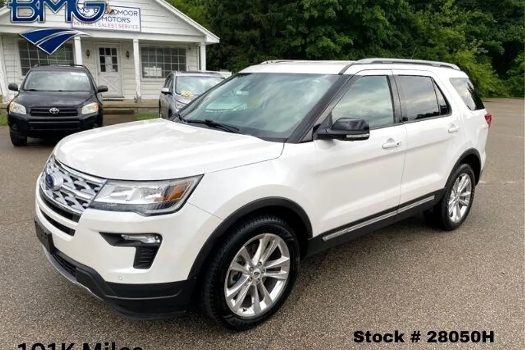 2019 Ford Explorer XLT photo 1