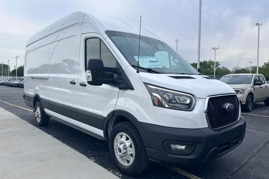 2024 Ford Transit photo 1