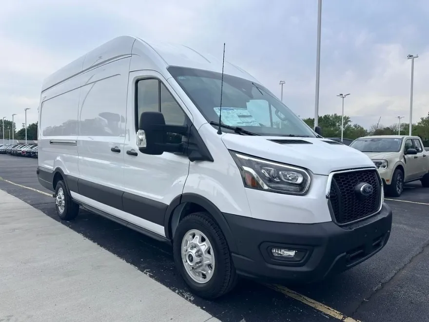 2024 Ford Transit photo 1