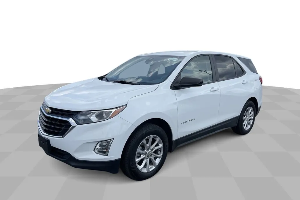 2020 Chevrolet Equinox LS photo 1