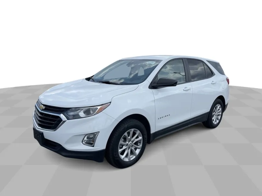 2020 Chevrolet Equinox LS photo 1