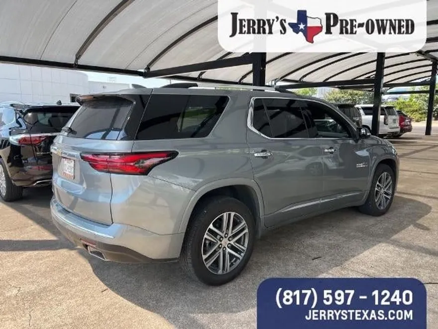 2023 Chevrolet Traverse High Country photo 1