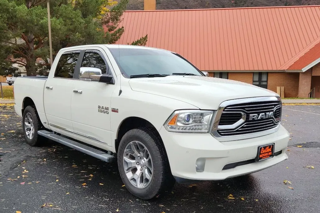 2017 Ram 1500 Longhorn photo 1