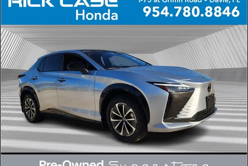 2024 Lexus RZ 450e photo 1