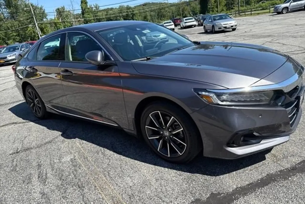 2022 Honda Accord EX-L 1.5T photo 1