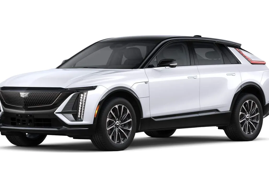 2026 Cadillac Lyriq Sport photo 1