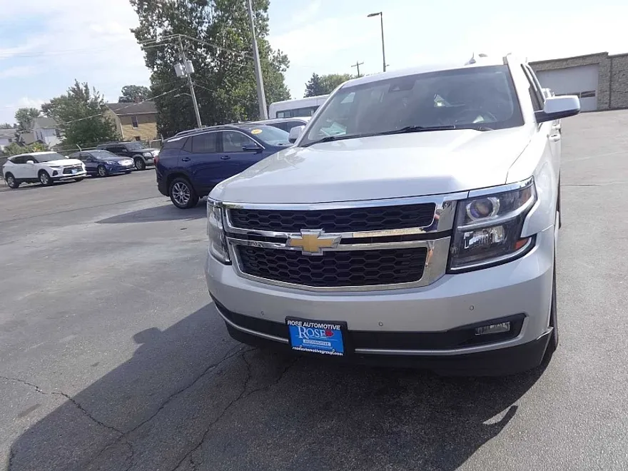 2017 Chevrolet Tahoe LT photo 1