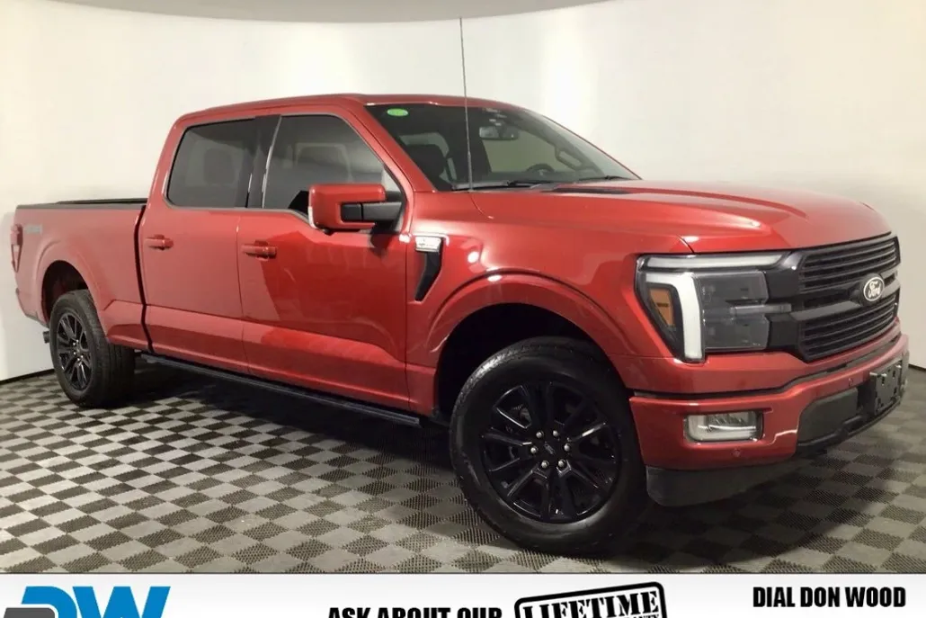 2024 Ford F-150 Platinum photo 1