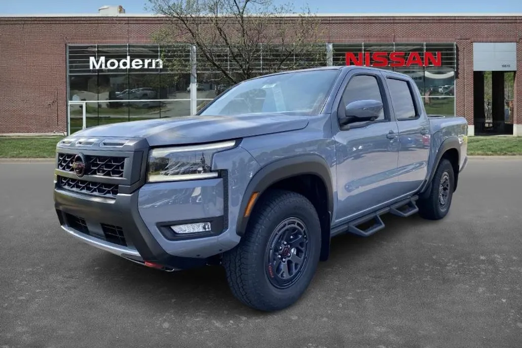 2026 Nissan Frontier Crew Cab PRO-4X photo 1
