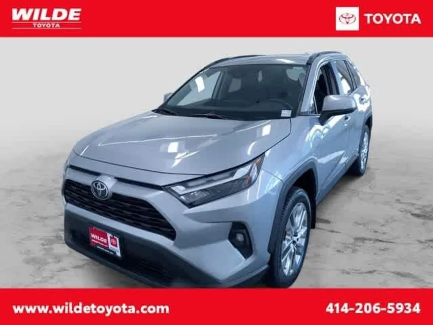 2025 Toyota RAV4 XLE Premium photo 1