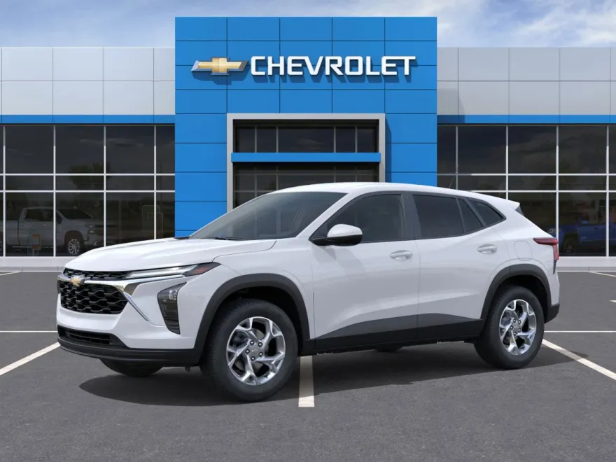 2026 Chevrolet Trax LS photo 1