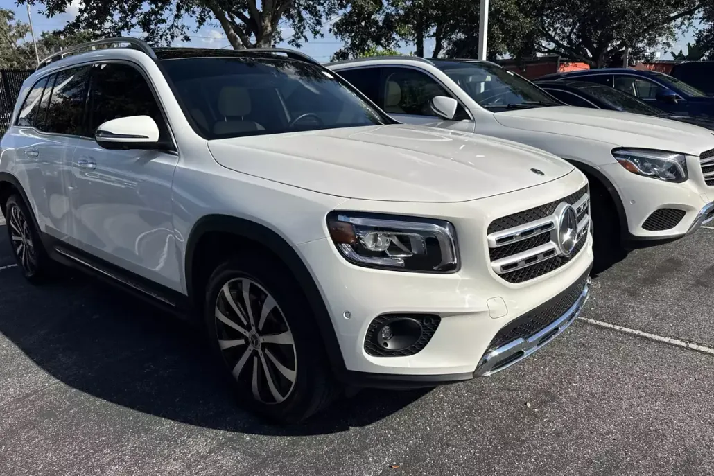 2022 Mercedes Benz GLB 250 photo 1