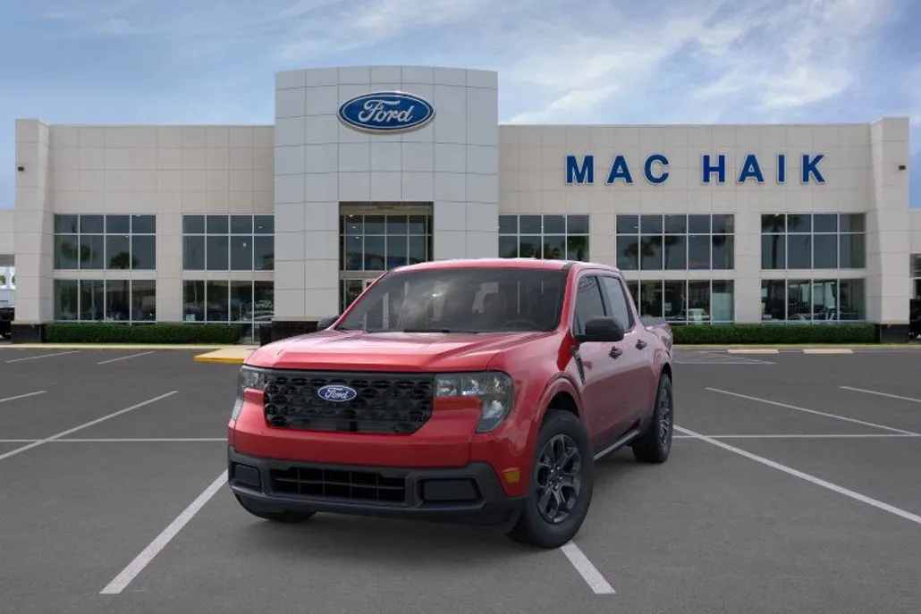 2025 Ford Maverick XLT photo 1