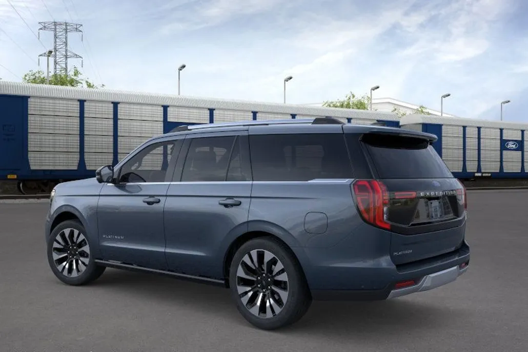 2025 Ford Expedition Platinum photo 1