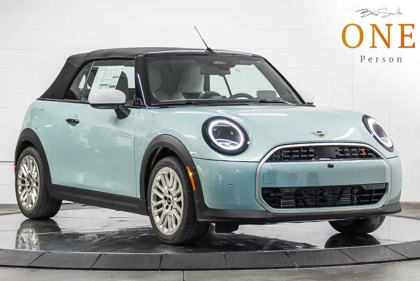 2026 Mini Cooper Convertible Iconic photo 1