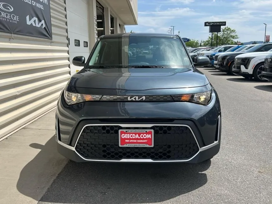 2025 Kia Soul S photo 1