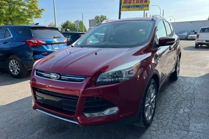 2014 Ford Escape Titanium photo 1