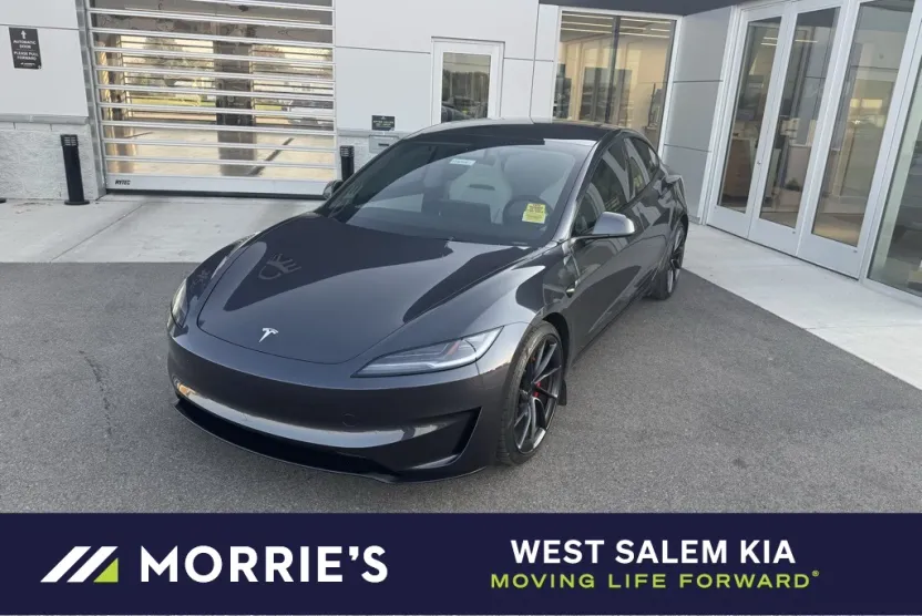 2024 Tesla Model 3 Performance photo 1