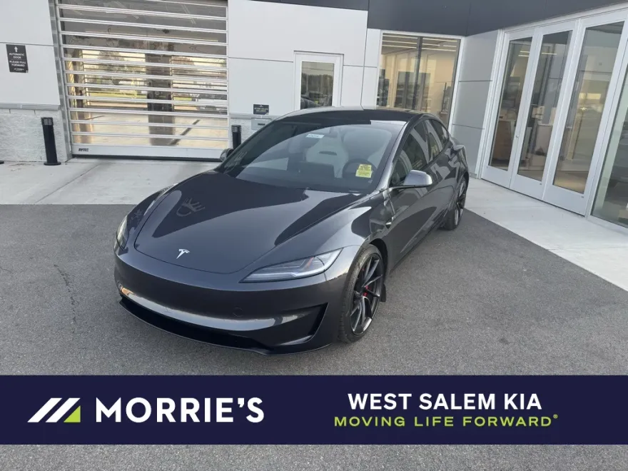 2024 Tesla Model 3 Performance photo 1