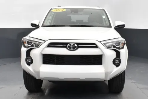 2024 Toyota 4Runner SR5 photo 2