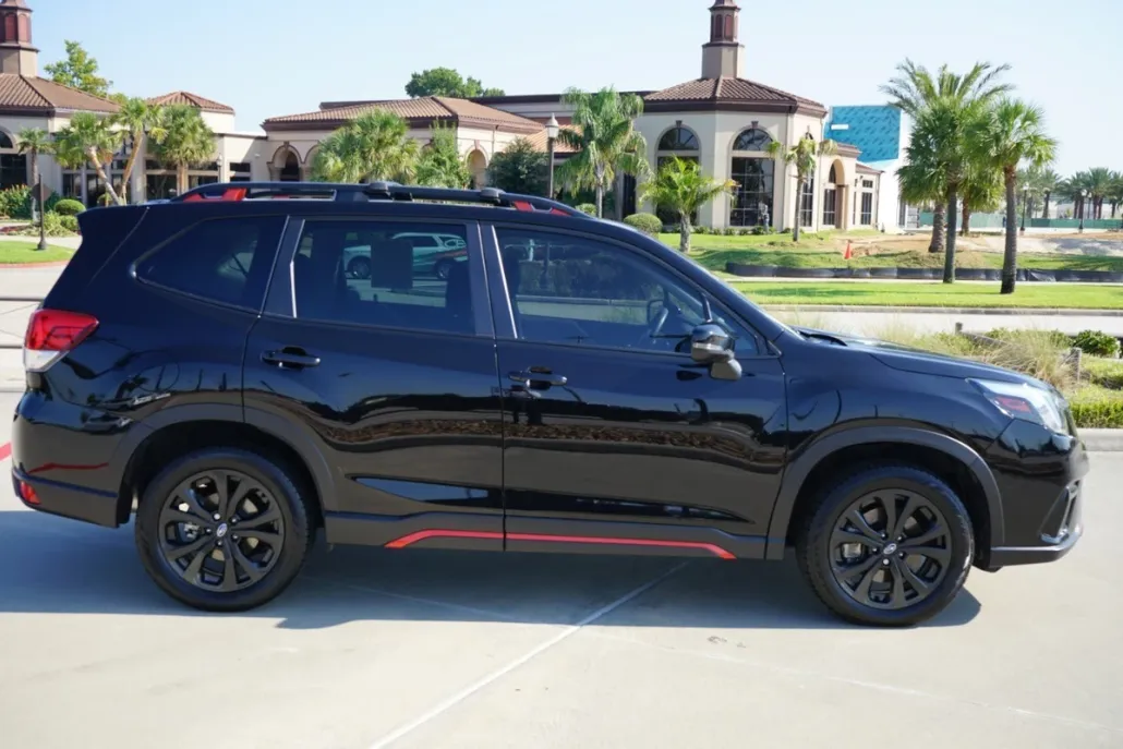 2022 Subaru Forester Sport photo 1