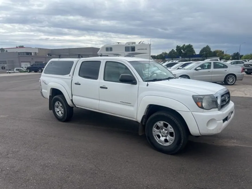 2007 Toyota Tacoma Base V6 photo 1