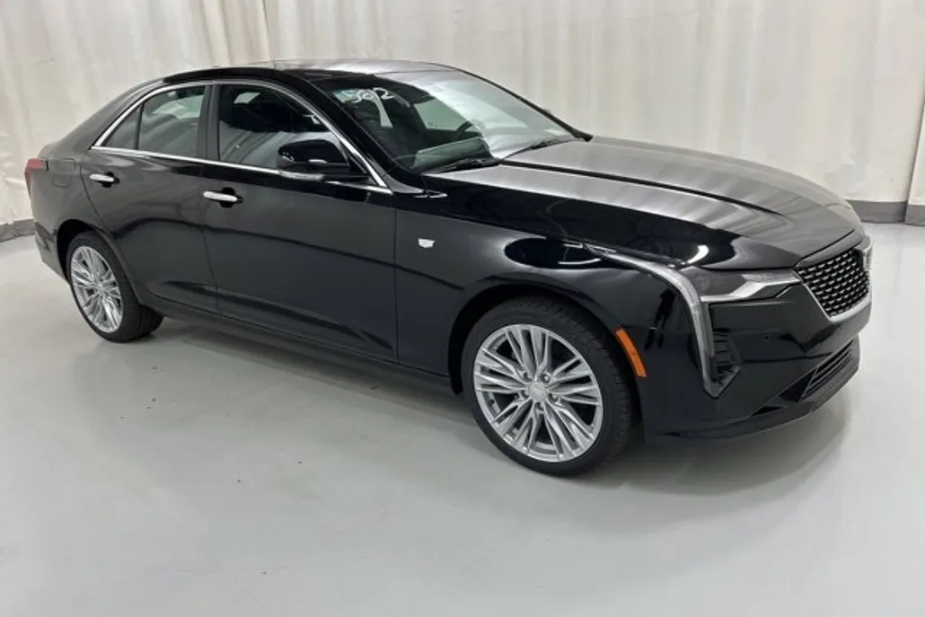 2025 Cadillac CT4 Premium Luxury photo 1