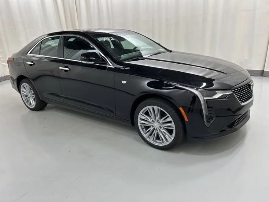 2025 Cadillac CT4 Premium Luxury photo 1