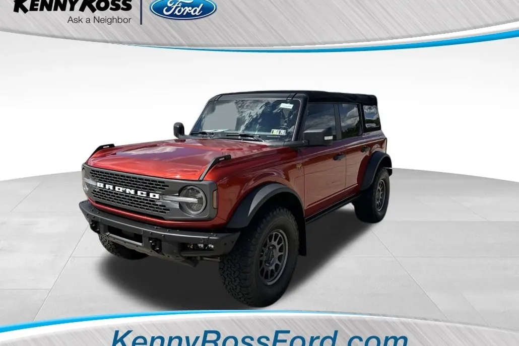 2022 Ford Bronco Badlands photo 1