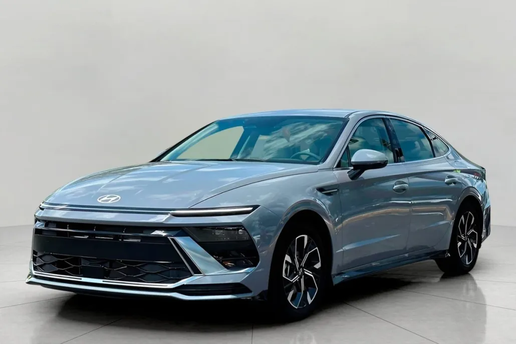 2025 Hyundai Sonata SEL photo 1