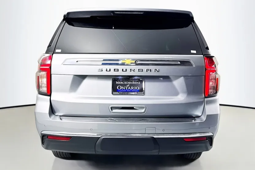 2024 Chevrolet Suburban LS photo 1