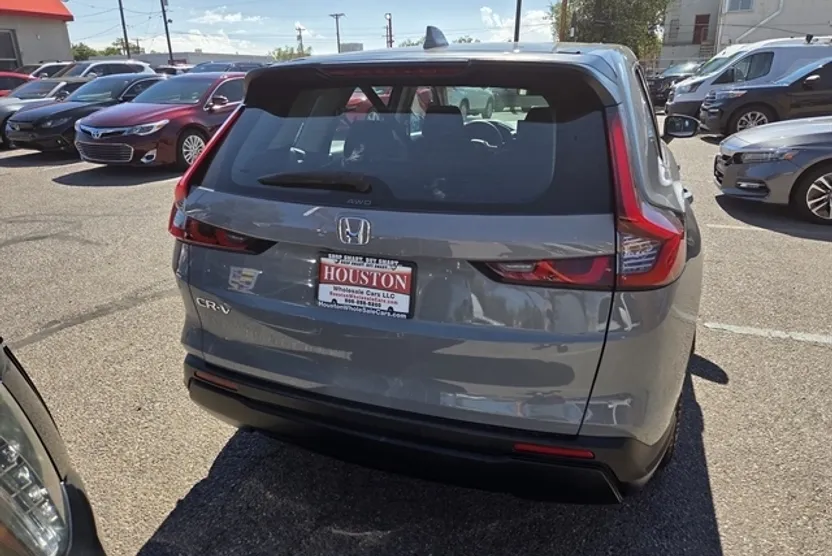 2024 Honda CR-V LX photo 1